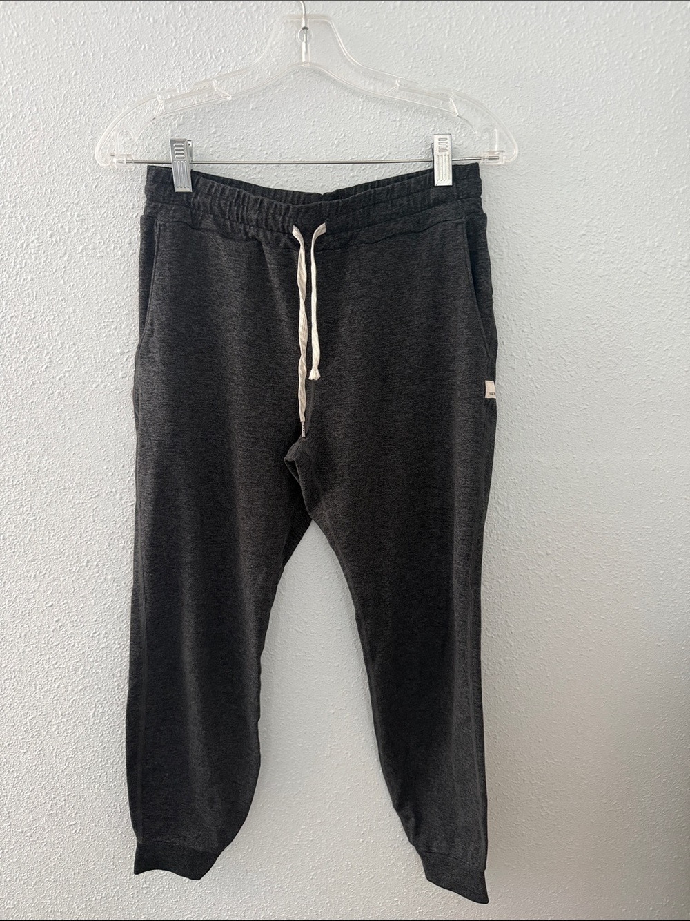 Women’s Vuori Dark Gray Performance Joggers
